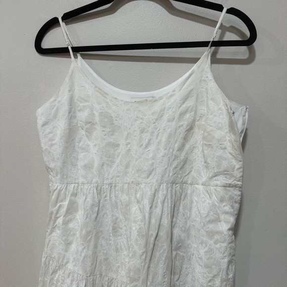 Club Monaco travelling tiers midi dress 4 - Picture 5 of 11